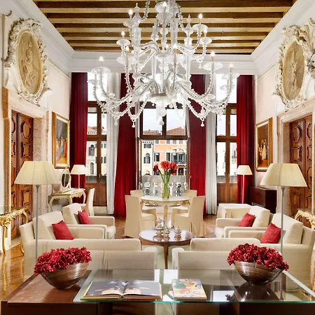 Palazzo Giovanelli E Gran Canal Venice