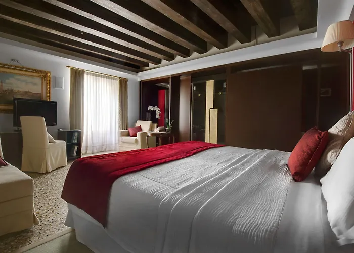 Palazzo Giovanelli E Gran Canal 4* Venedik