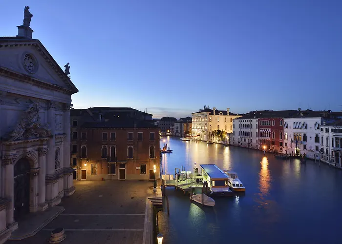 Palazzo Giovanelli E Gran Canal 4*
