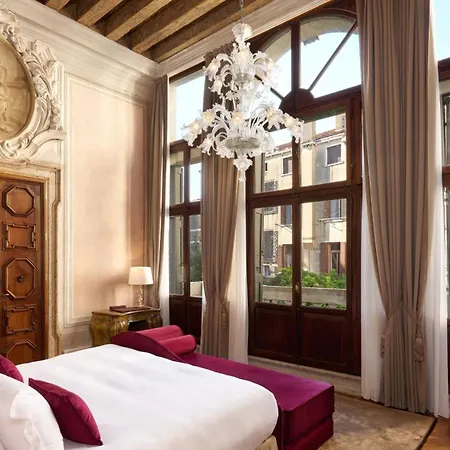 Palazzo Giovanelli E Gran Canal