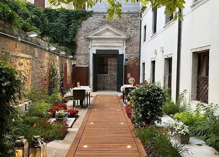 Palazzo Giovanelli E Gran Canal