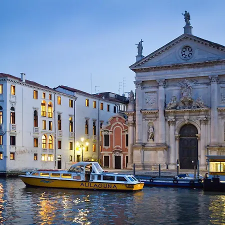 Palazzo Giovanelli E Gran Canal 4* Benátky