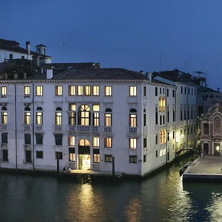 Hotel Palazzo Giovanelli E Gran Canal 4*