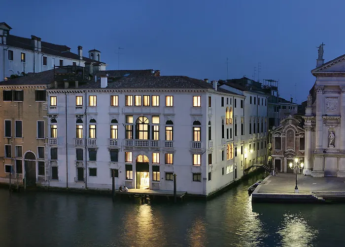 Palazzo Giovanelli E Gran Canal מלון 4*