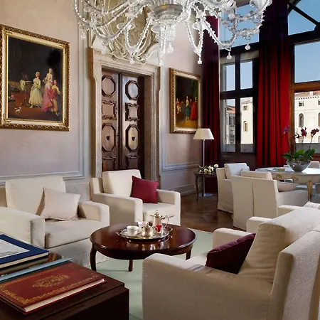 Palazzo Giovanelli E Gran Canal Отель