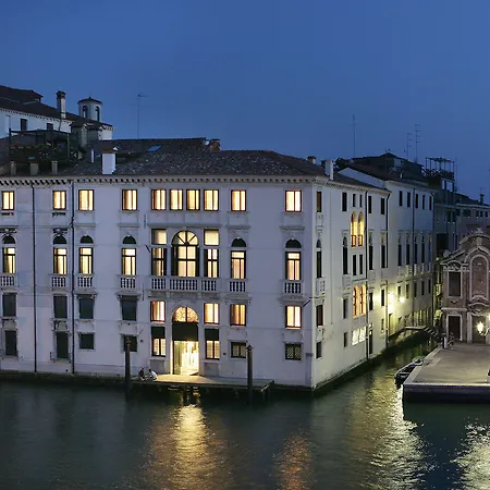Palazzo Giovanelli E Gran Canal Отель 4*